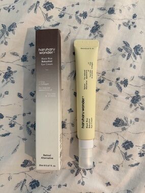 Haruharu Wonder Eye Cream